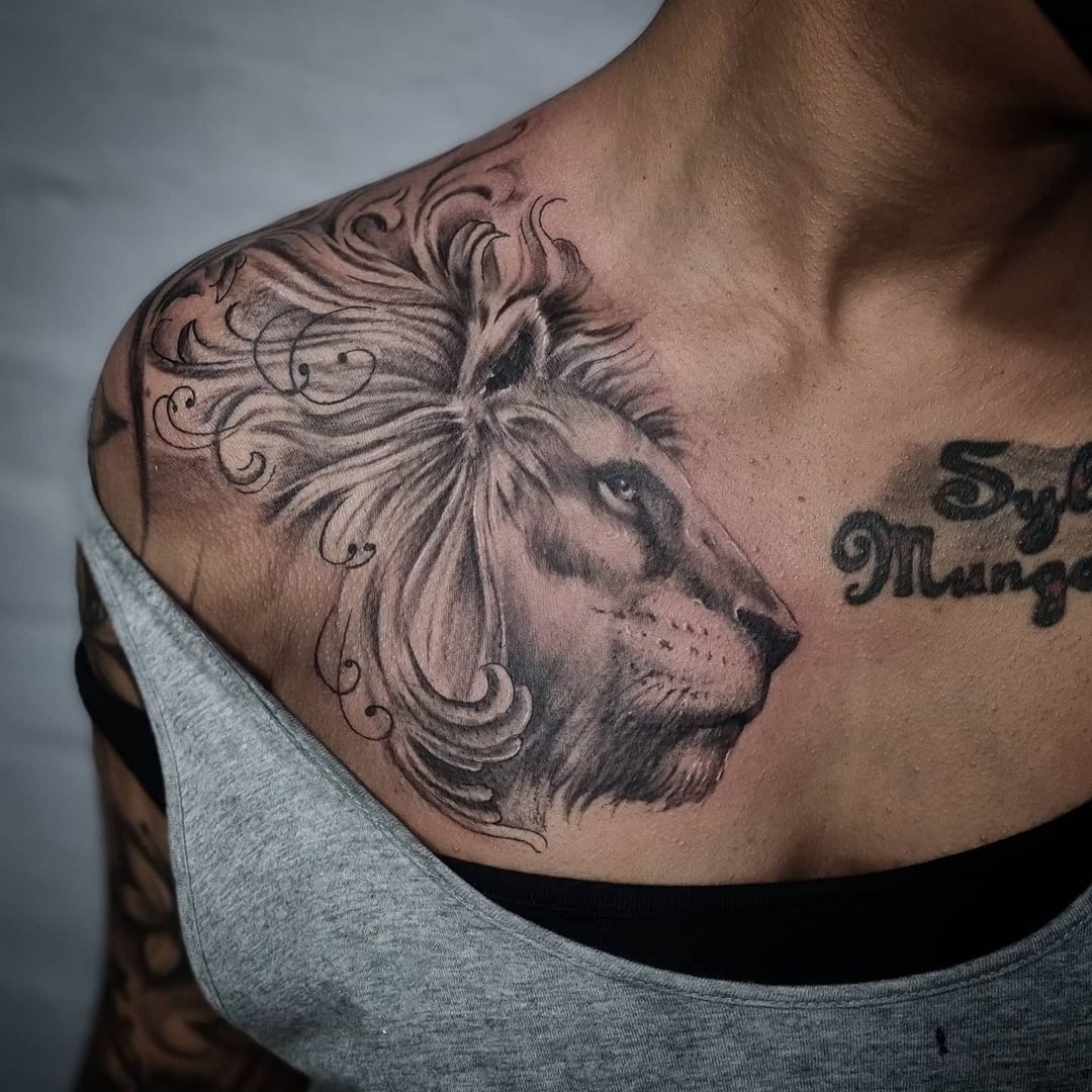 Best Lion Tattoo On Man Chest