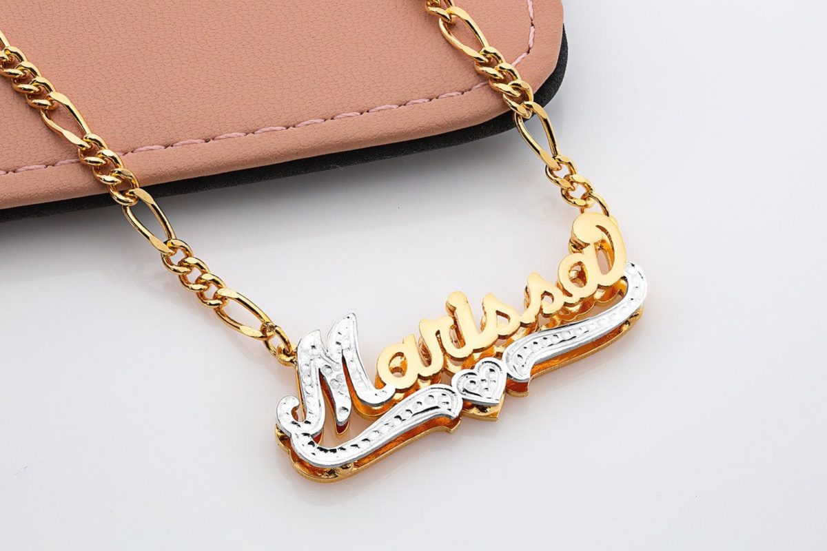 10 Customized Name Necklace Gifts