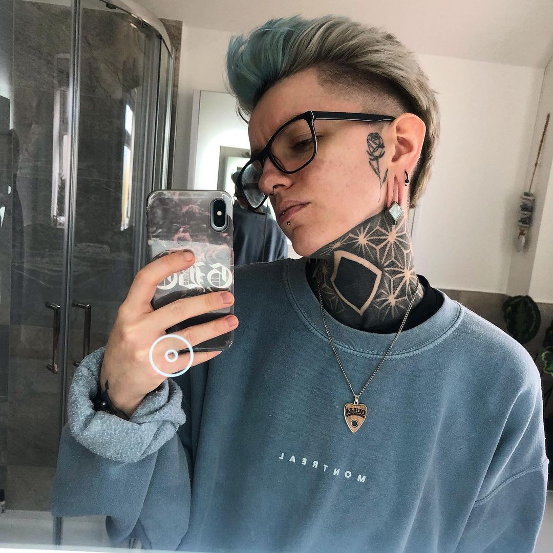 50+ Female Neck Tattoos: Unique Ideas To Feel Like a Star — InkMatch