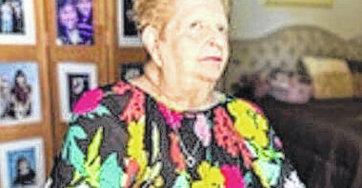 obituary for 'bawdy, fertile, redheaded matriarch of a sprawling jewish-mexican-redneck american family' goes viral