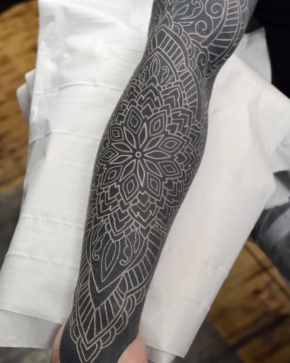 How to Pick the Best Geometric Tattoo Artist for You  Certified Tattoo  Studios