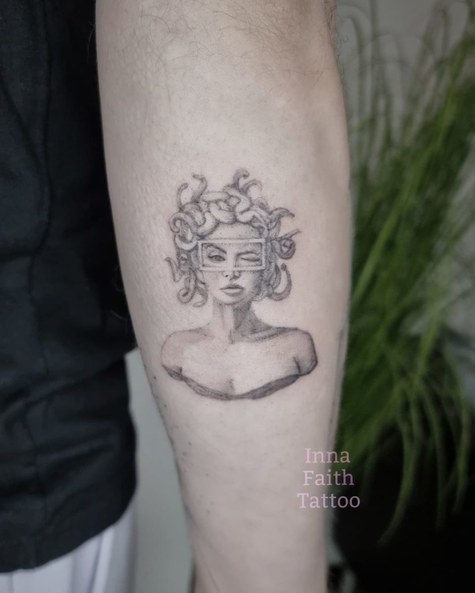 Fresh Medusa lineart tattoo done by Veronica Stice at Black Magic Tattoo in  Des Moines Iowa  rtattoos