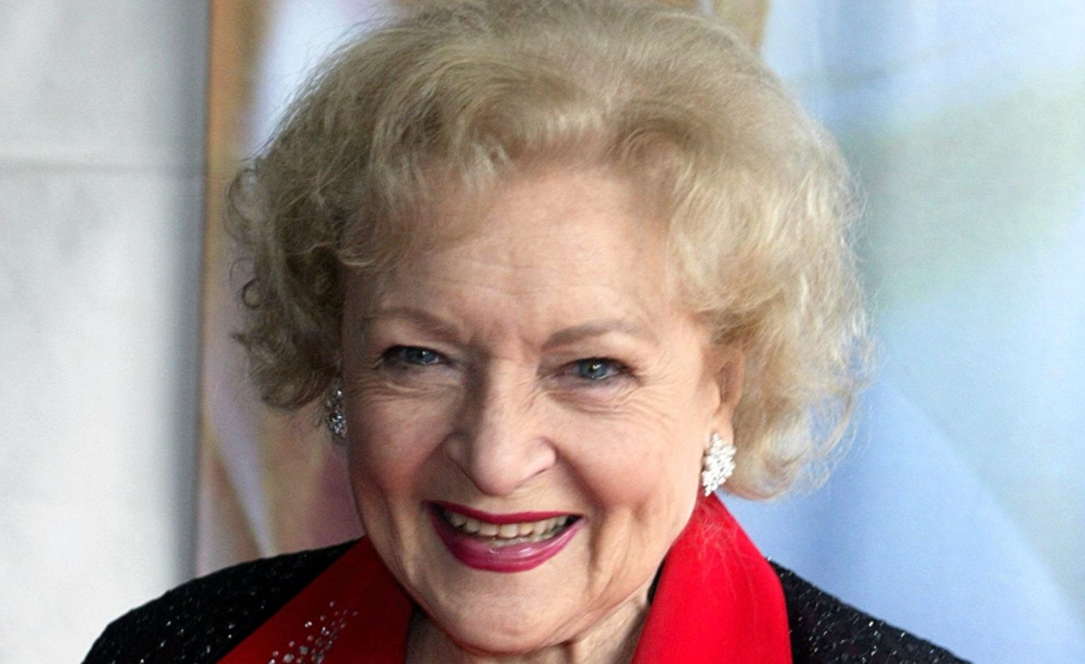 Betty White's Agent Forced To Make Additional Cause Of Death Statement ...