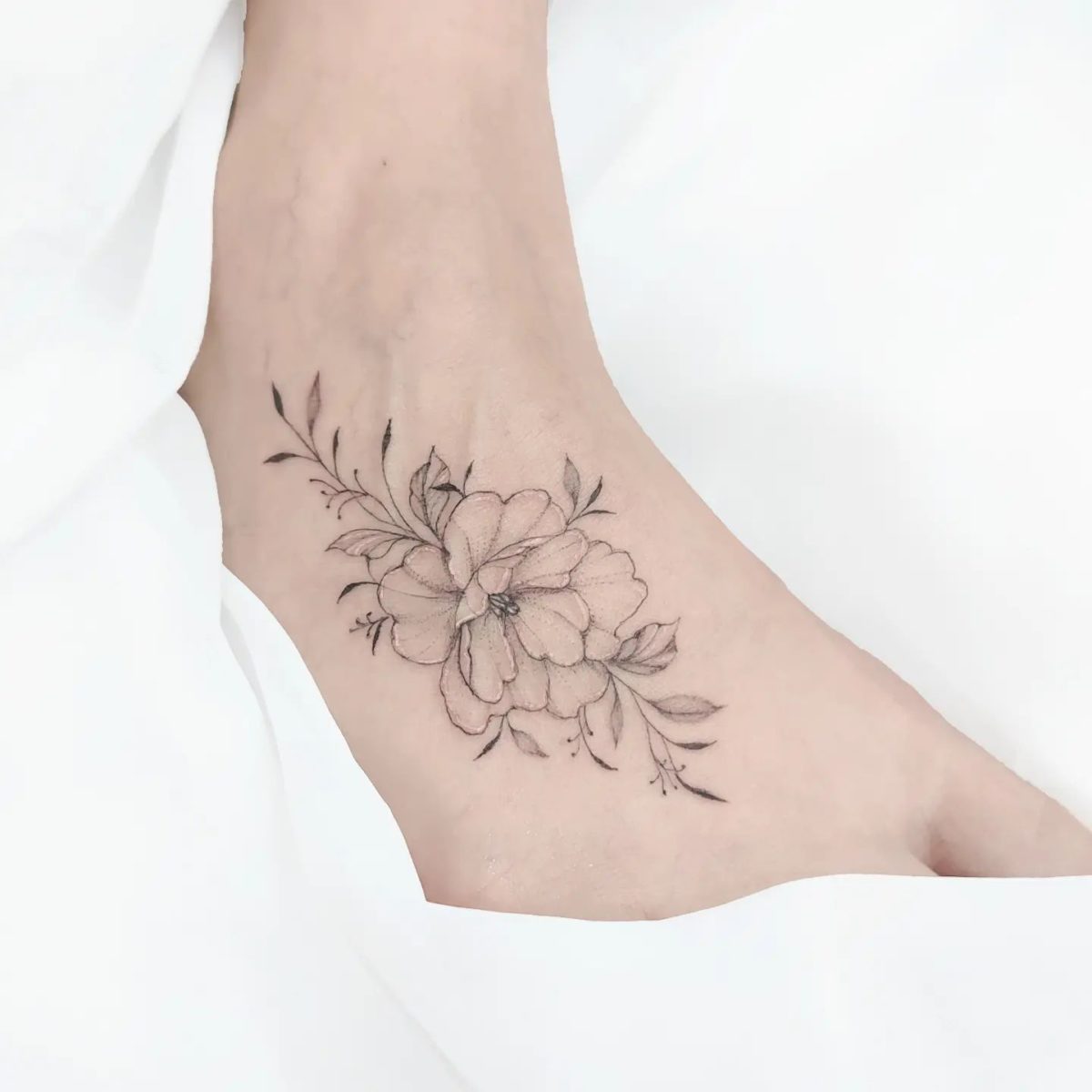 30 Foot Tattoos - From Big To Small Foot Tattoos