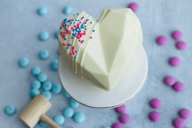gender reveal ideas for parents and the items you need to safely pull them off