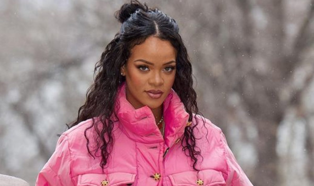 Rihanna Boasts Gorgeous Baby Bump After Pregnancy Announcement