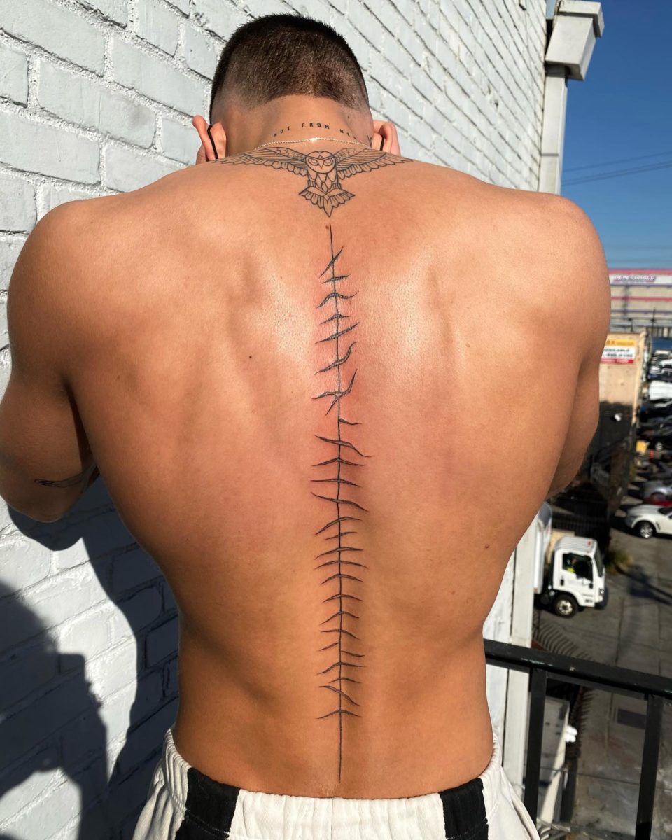 33 Spine Tattoos