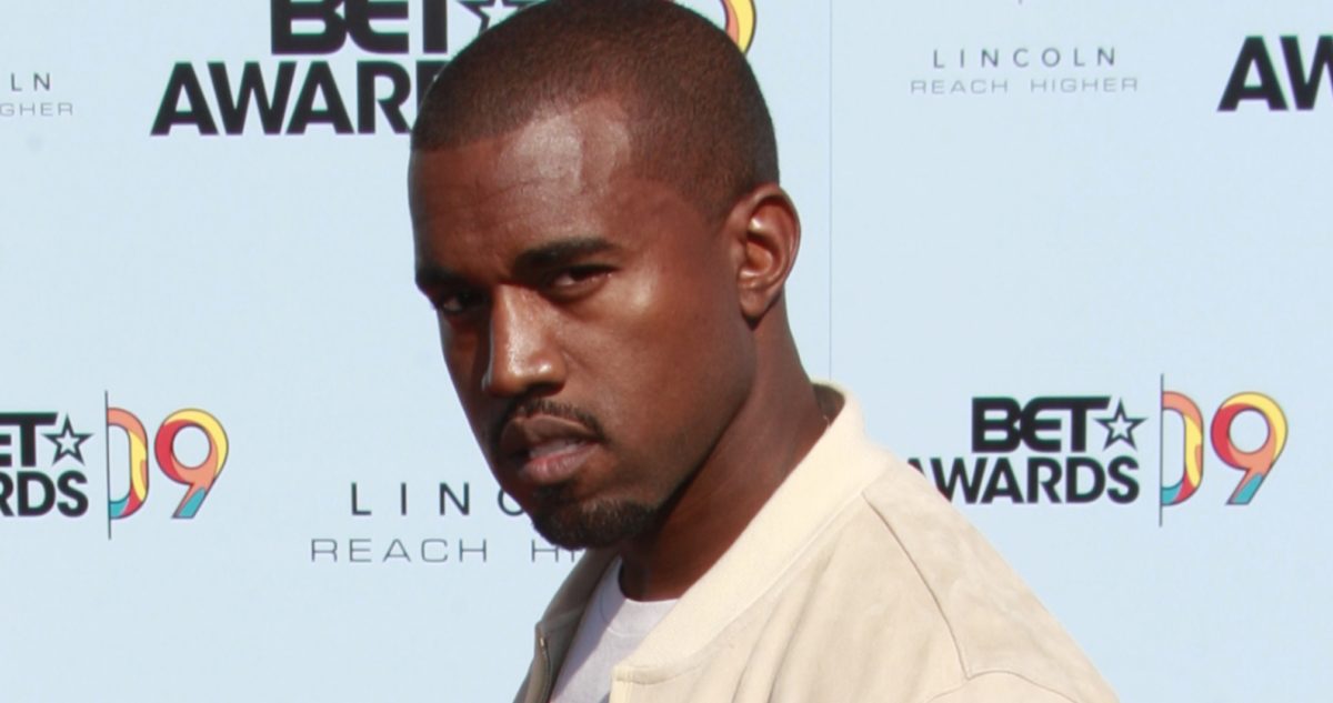 kanye west posted a controversial text about his daughters and people are beyond upset