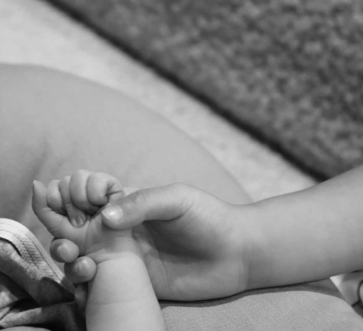 kylie jenner posts rare pregnancy footage of newborn son