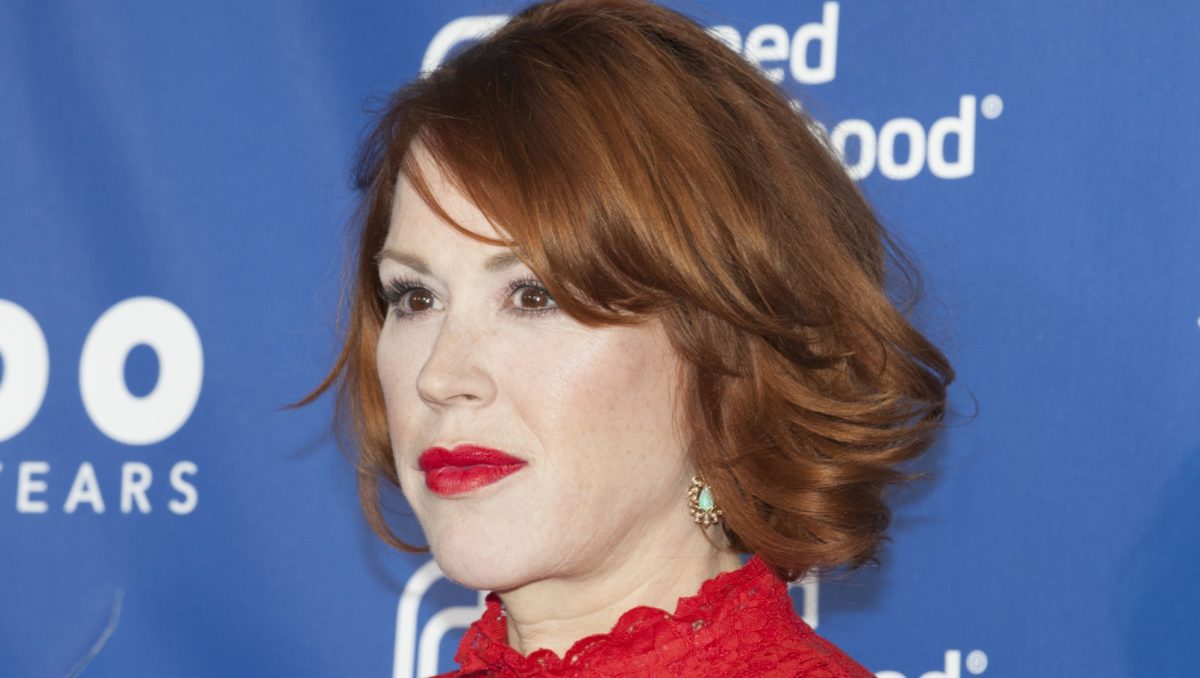 molly ringwald admits her mother was 'a little mortified' when she realized she forgot her daughter' (1)