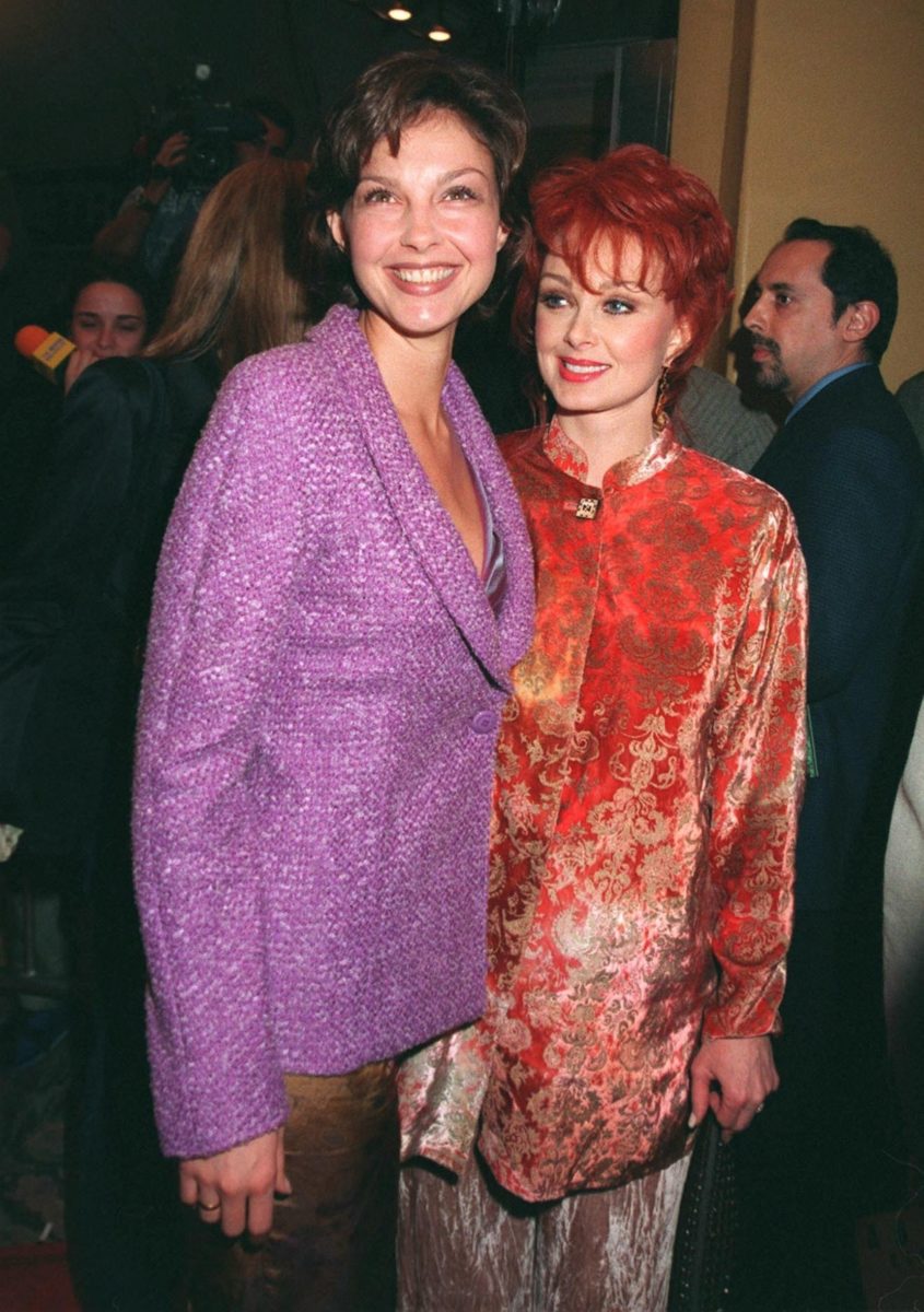 Ashley Judd Reveals How Differently She and Her Family Have Grieved the Lost of Naomi Judd | Three months after her mother’s passing, actress Ashley Judd is opening up about her grieving process and how different it has been for everyone in her family.
