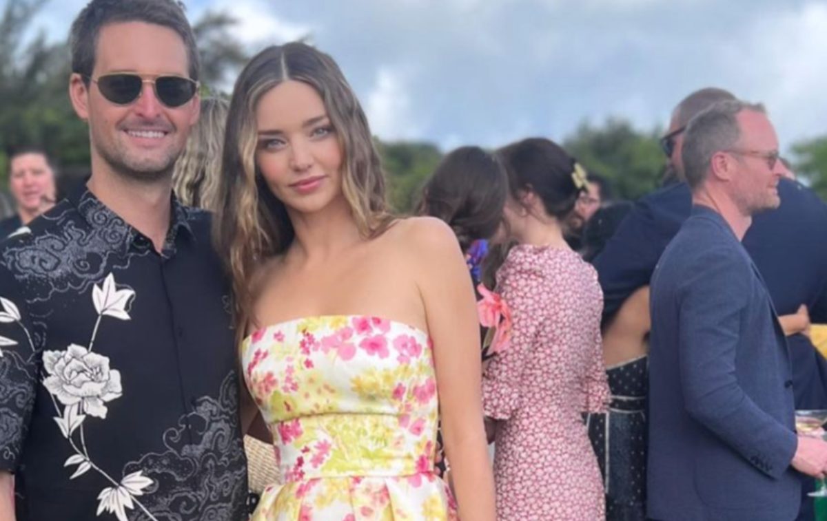 Snapchat CEO Evan Spiegel And Wife Miranda Kerr Pledge To Pay An Entire Graduating Classes Student Loans