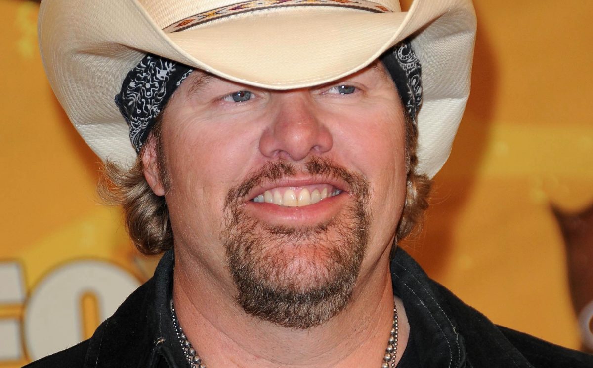 Toby Keith Shares Update After Revealing Heartbreaking Cancer Diagnosis
