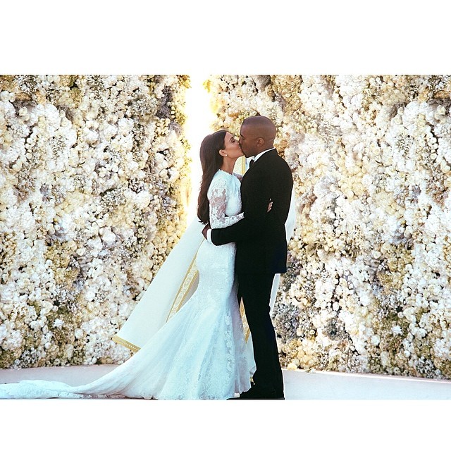 25+ Unbelievable Celebrity Wedding Details and Secrets