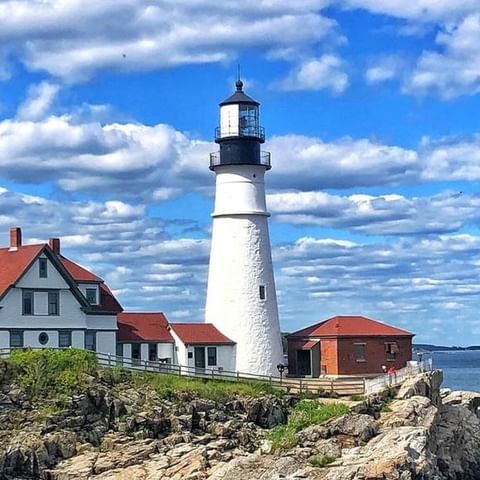 The 25 Most Beautiful Lighthouses in America