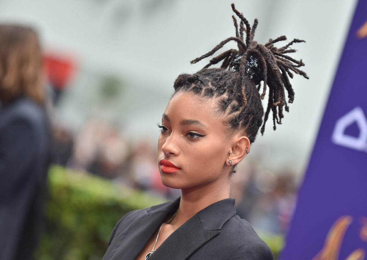 willow smith says watching her dad slap chris rock on oscar stage made her take a hard look at herself