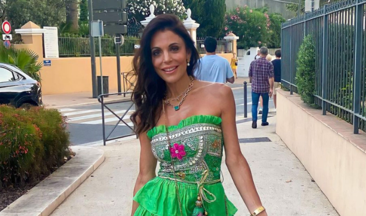 Bethenny Frankel Posts Bikini Pictures, Showcases How ‘Filtering Is Lying’