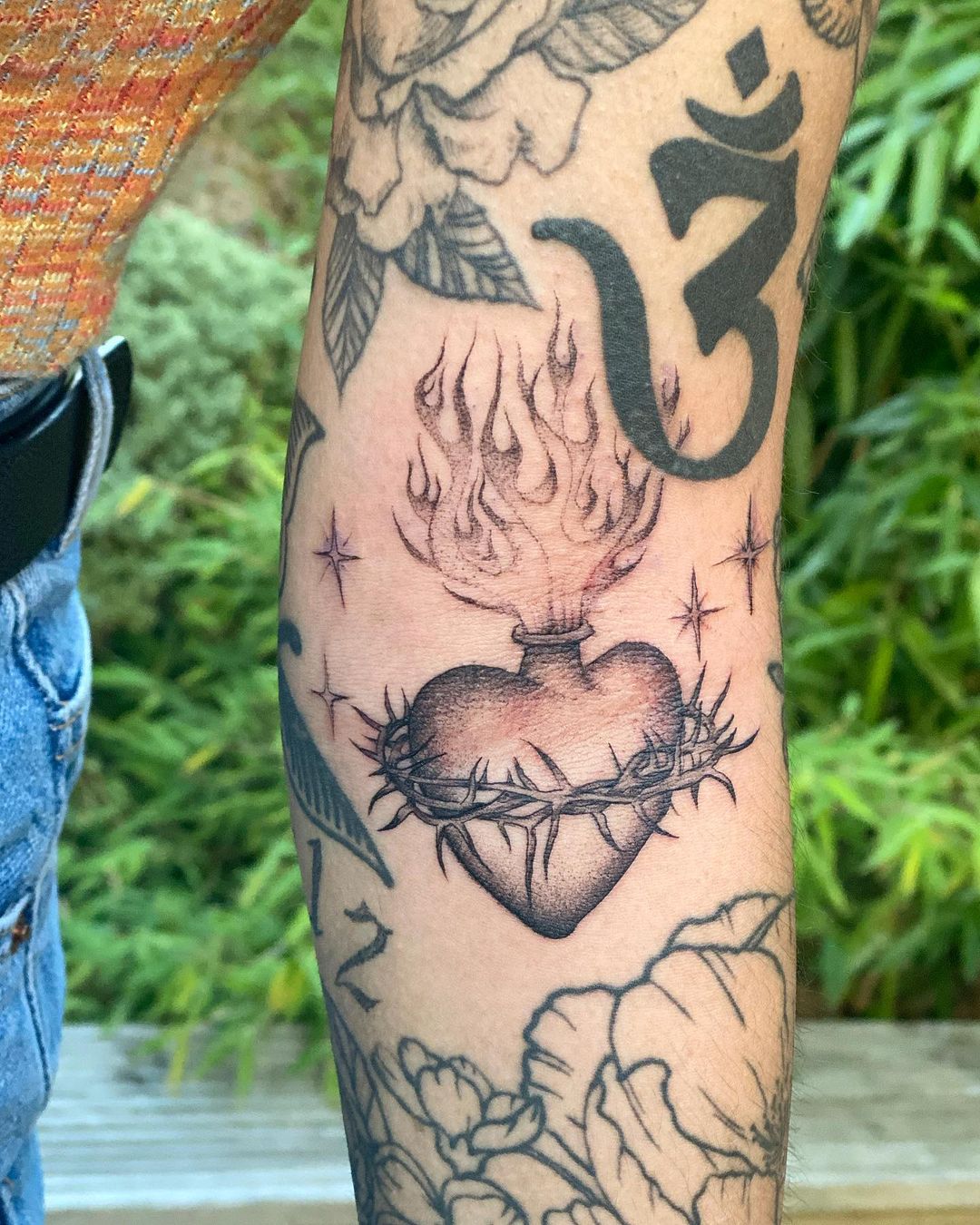 25-best-sacred-heart-tattoo-ideas