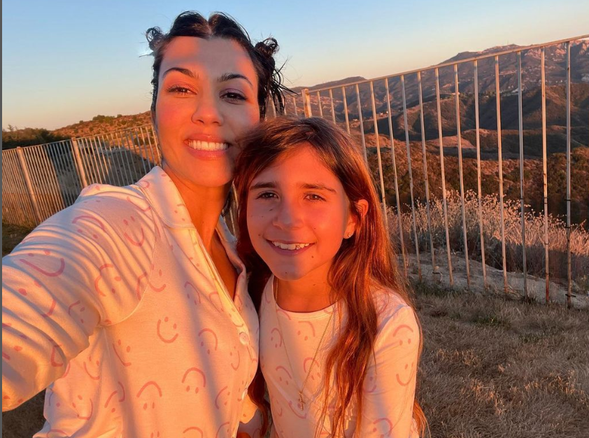can you believe kourtney kardashian still sleeps with her 10-year-old daughter penelope?