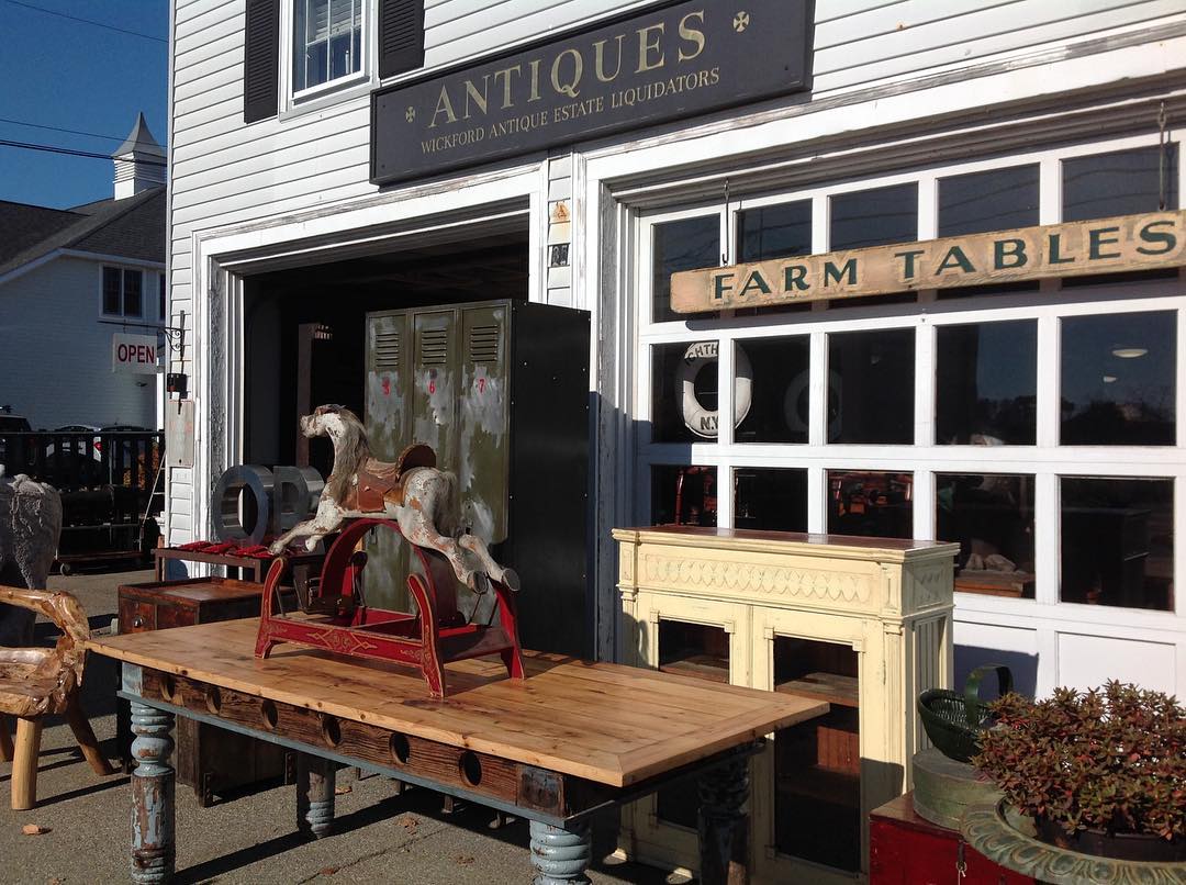 20 Best Small Towns for Antiques 