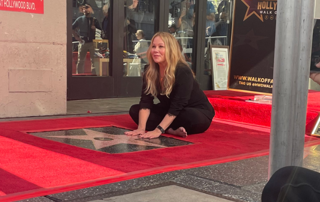 ‘dead to me’ could be the last big role for christina applegate amid battle with multiple sclerosis (ms)