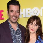 Zooey Deschanel Says Jonathan Scott is a ‘Very Highly Qualified’ Stepfather at Baby2Baby Gala