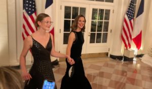jennifer garner makes rare appearance with eldest daughter, violet affleck, at white house state dinner on thursday
