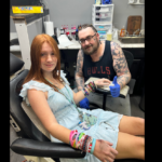 Tattoo Artist Gives Teenager With Dyslexia Free Tattoo to Help Her Distinguish Left From Right While She Learns How to Drive