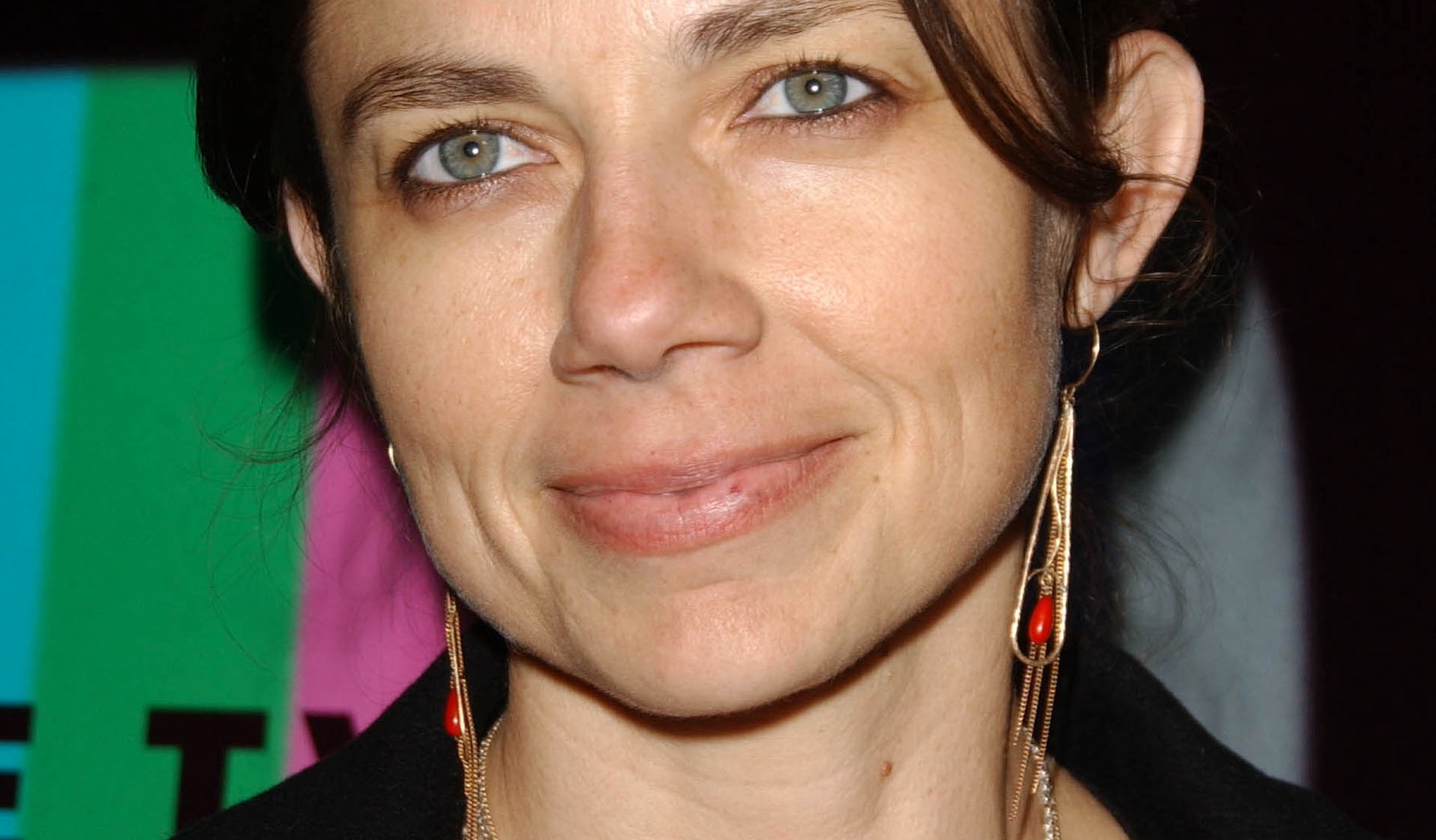 Justine Bateman Wants Women To Get Over The Fear Of Getting And Looking Older “there’s Nothing
