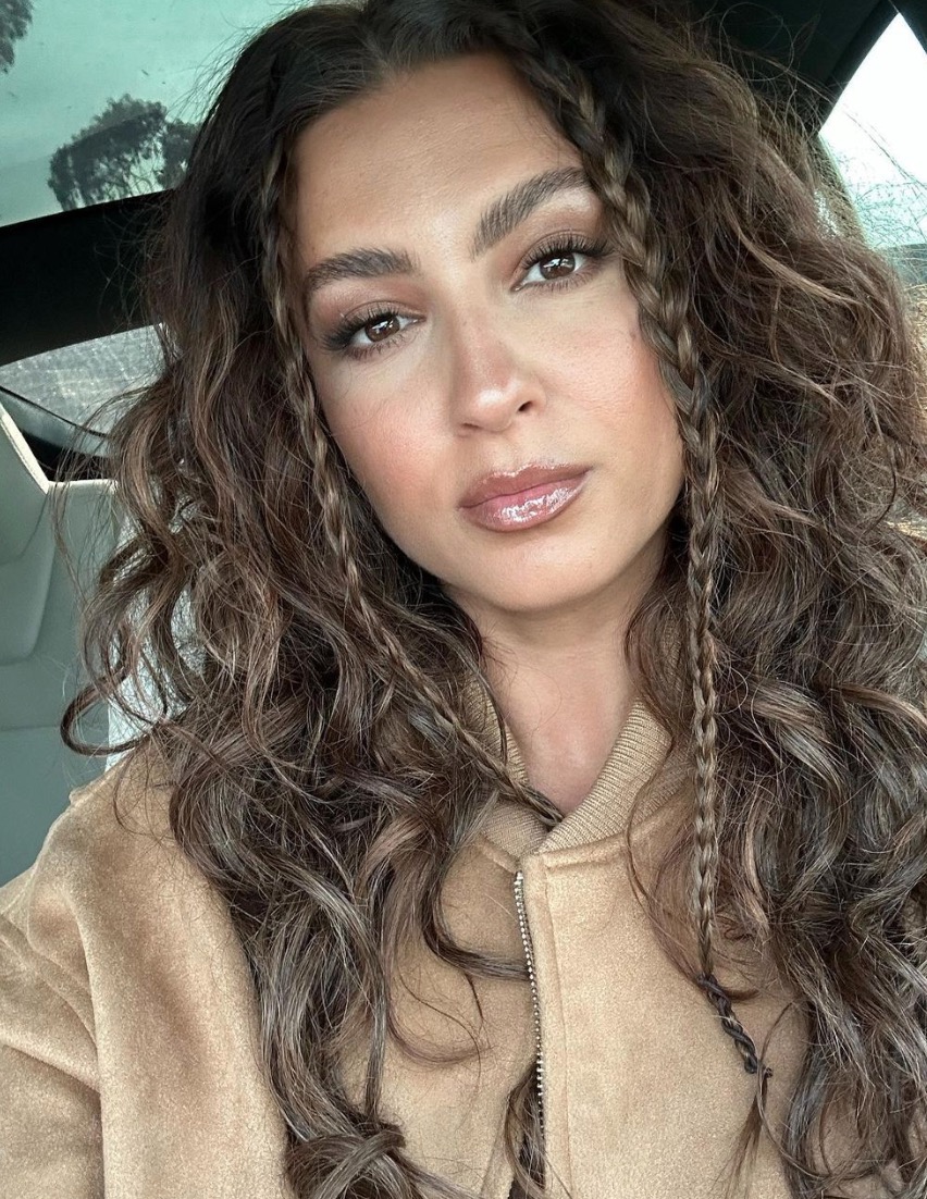 Tori Kelly Hospitalized and Being Treated in the ICU for Blood Clots Around Vital Organs | Doctors are currently treating Tori Kelly for blood clots in Cedar-Sinai's ICU. The 30-year-old reportedly has blood clots in her lungs and leg.