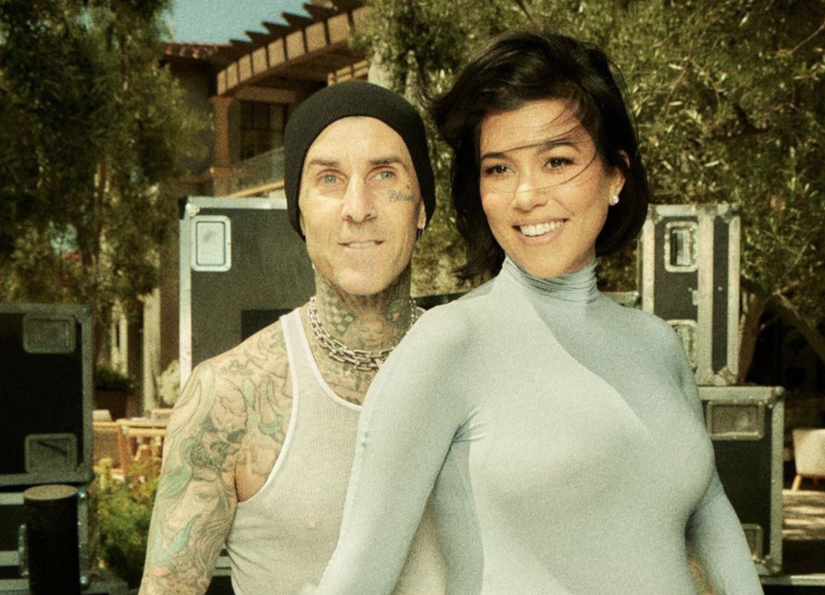 Travis Barker and a Still-Pregnant Kourtney Kardashian Photographed Leaving a Hospital in Los Angeles Following ‘Urgent Family Matter’