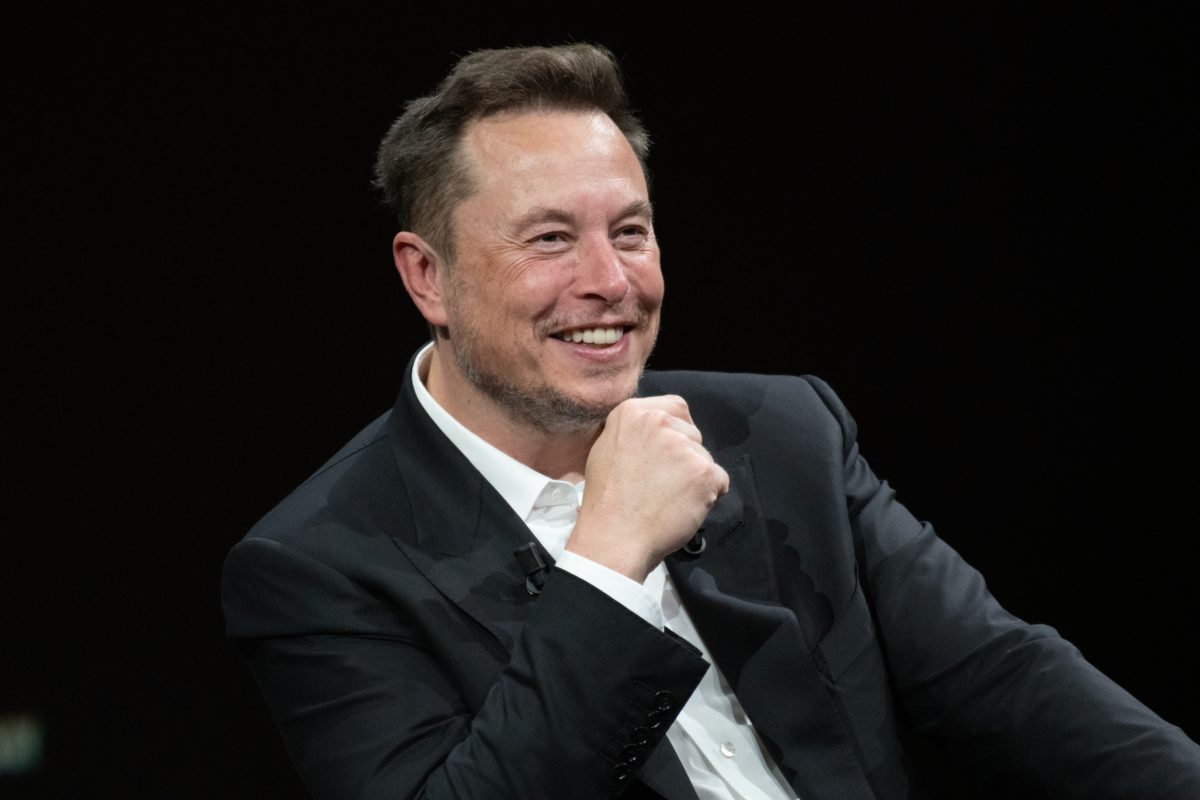 Elon Musk Says 19-Year-Old Daughter ‘Doesn’t Want to Spend Time’ With Him – Blames Her Progressive School for Their Rift | In an upcoming biography on Elon Musk, we learn a little more about the ongoing rift between the richest man on Earth and his 19-year-old trans daughter.