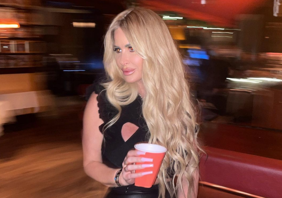 Kim Zolciak and Chet Hanks Were ‘Acting Flirty Toward Each Other’ While Filming MTV’s ‘The Surreal Life’ 