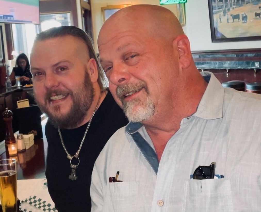 Hearts Break for 'Pawn Star' Star Rick Harrison | Fans of Pawn Stars are devastated over recent news. During the early morning hours of January 20, Rick Harrison, beloved star of Pawn Stars, made a heartbreaking announcement.