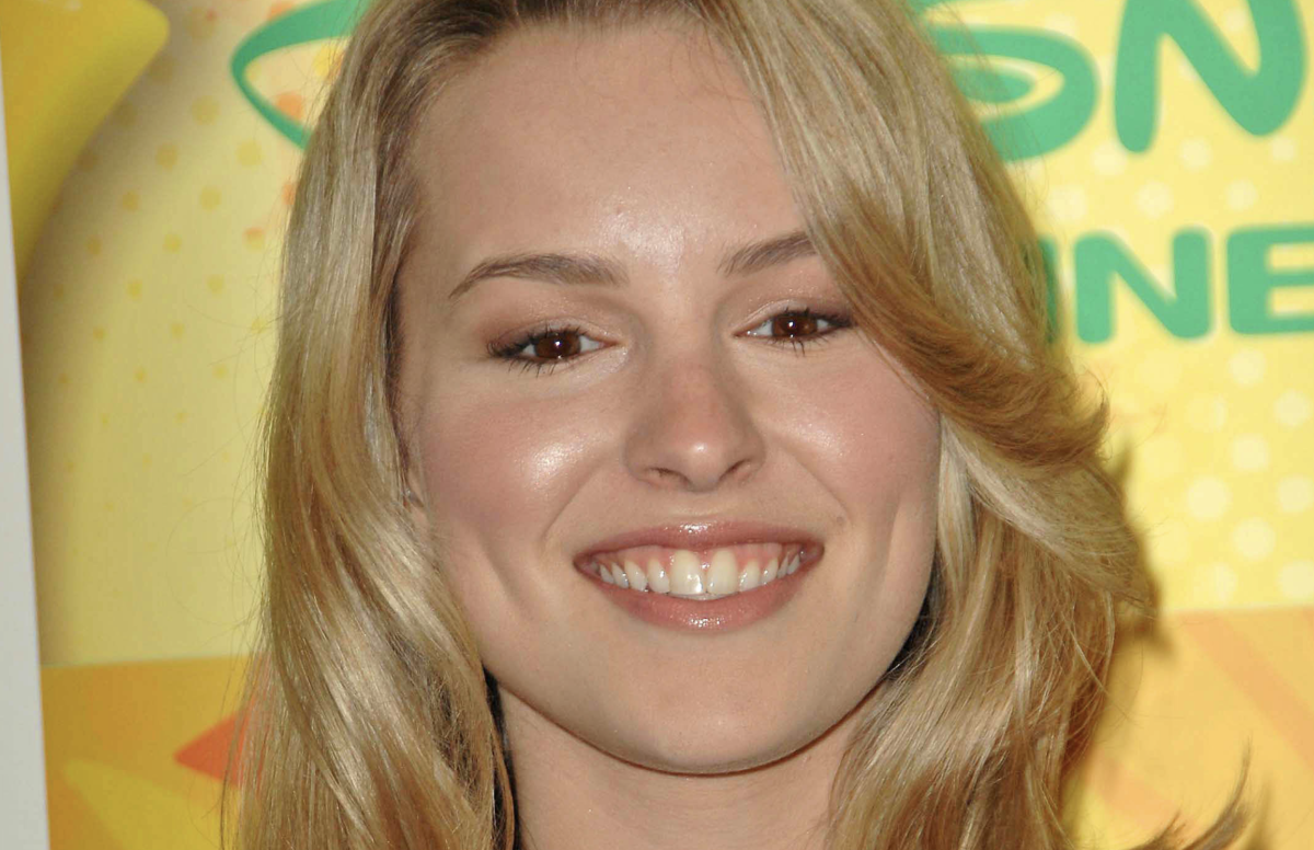 bridgit mendler