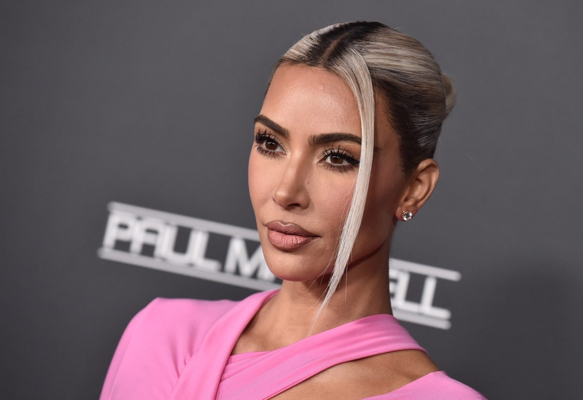 People Are Demanding Kim Kardashian Issue An Apology