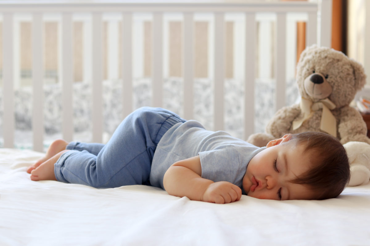 Ever Heard of Hatch? Here Are the Benefits of Using One | The Hatch Restore and Rest devices are designed to improve sleep quality, environment, and habits in both adults and children. Here's how it can help you!
