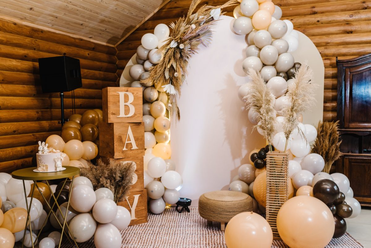 Safari-Themed Baby Shower Ideas to Get Your Creative Juices Flowing! | When most people hear the term ‘safari,’ they immediately think of Africa – which is understandable because most safaris do, in fact, happen in the motherland. At least, that’s where all the best ones are.