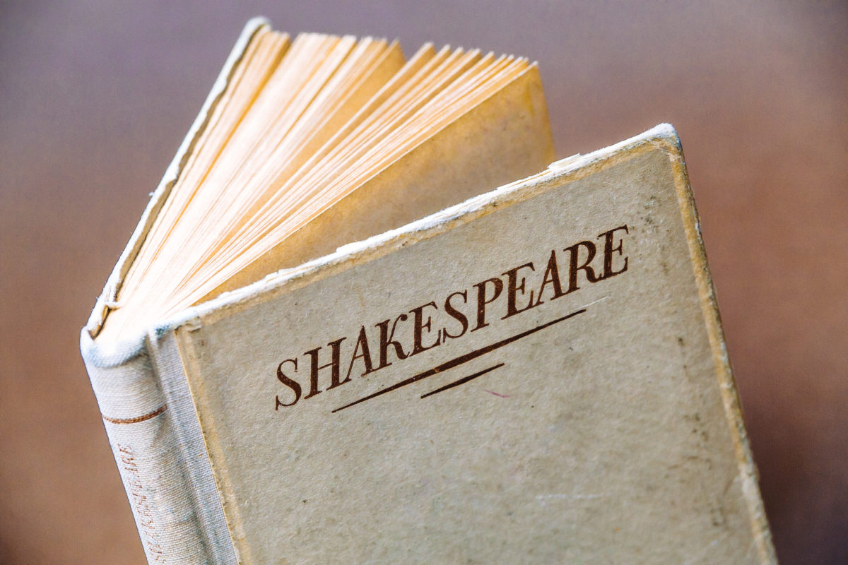 50 Unique Shakespeare Names for Your Future Playwright