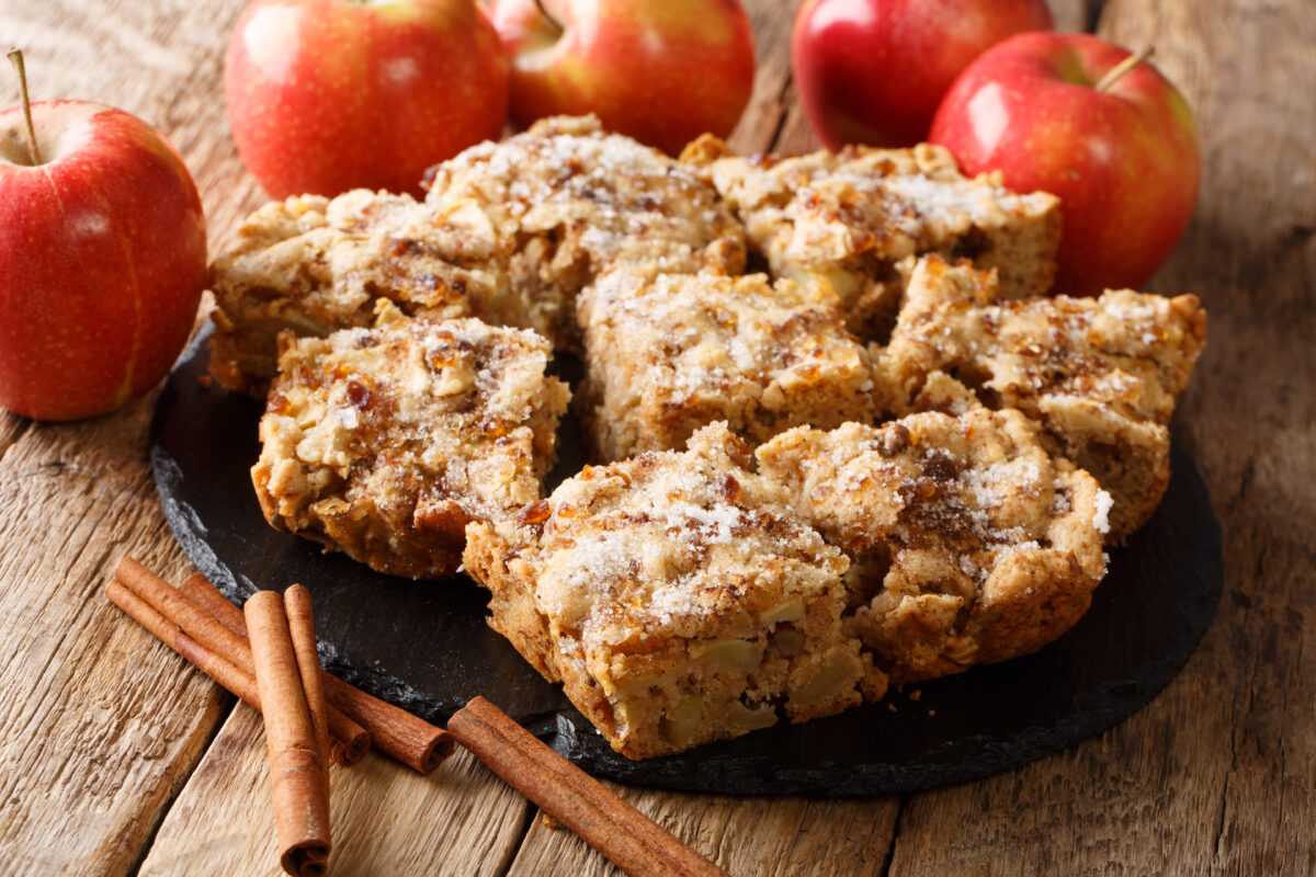 sliced apple cookie bars