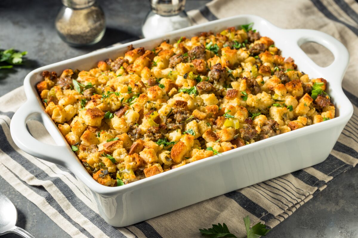 thanksgiving casserole dinner dish